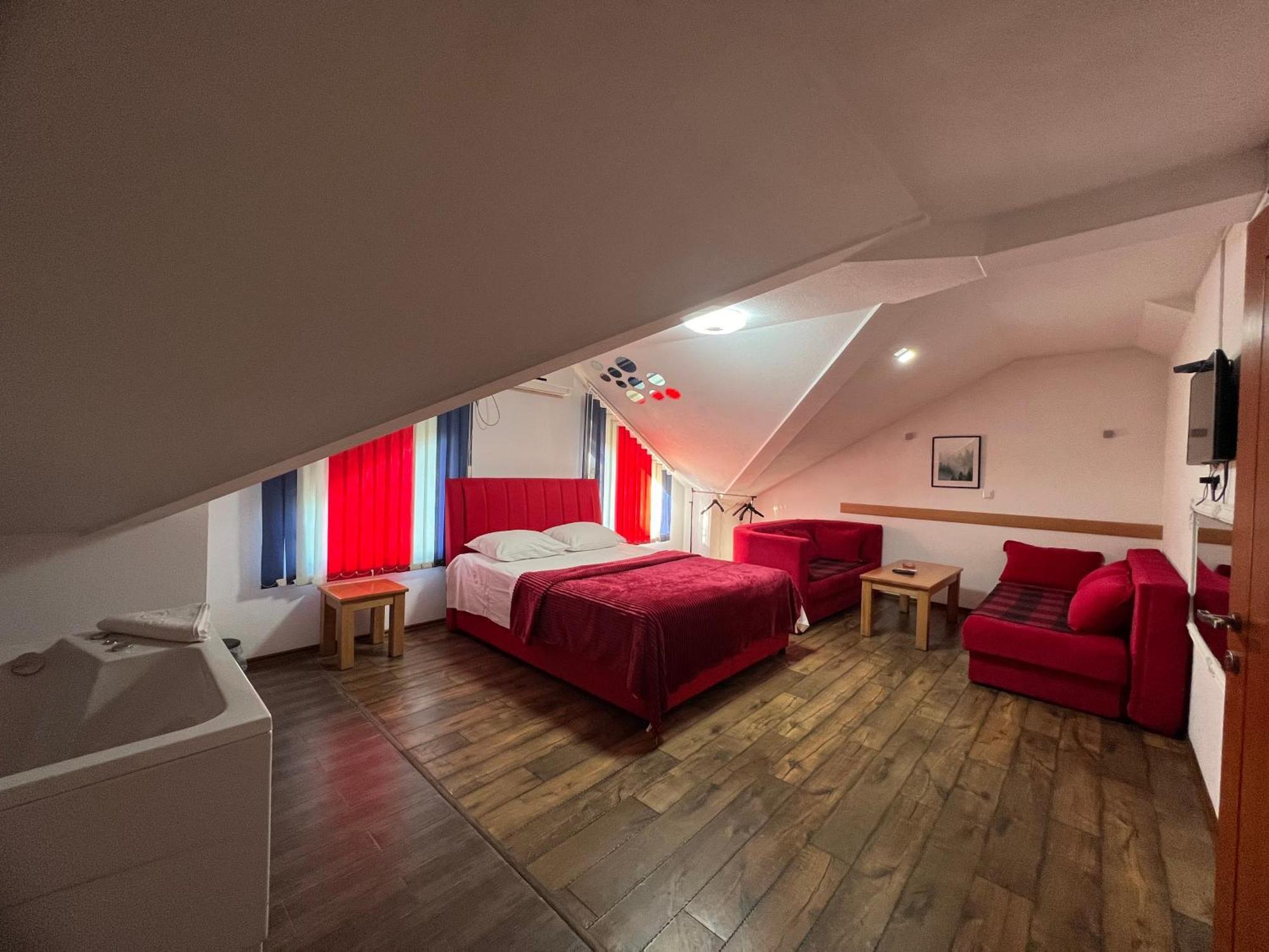 Prenociste Samir Hotell Gradacac Exteriör bild
